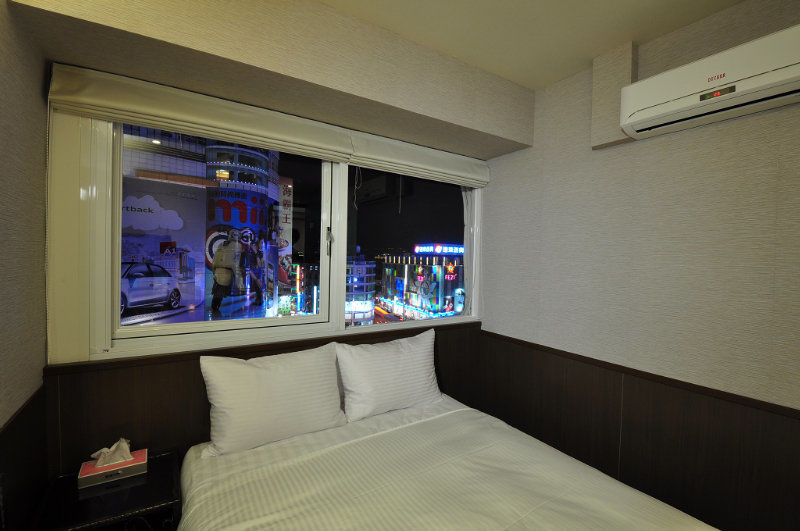 Hotel 6 - Ximen Taipei Esterno foto