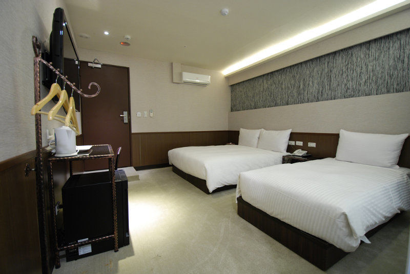 Hotel 6 - Ximen Taipei Esterno foto