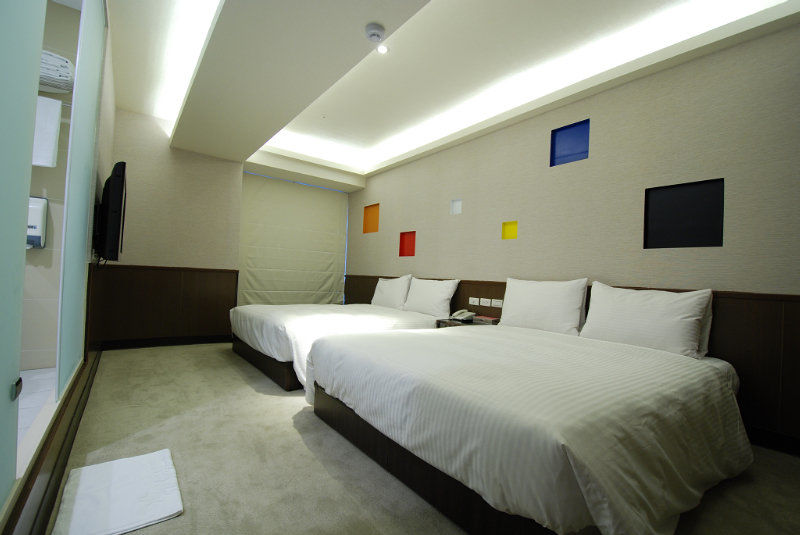 Hotel 6 - Ximen Taipei Esterno foto