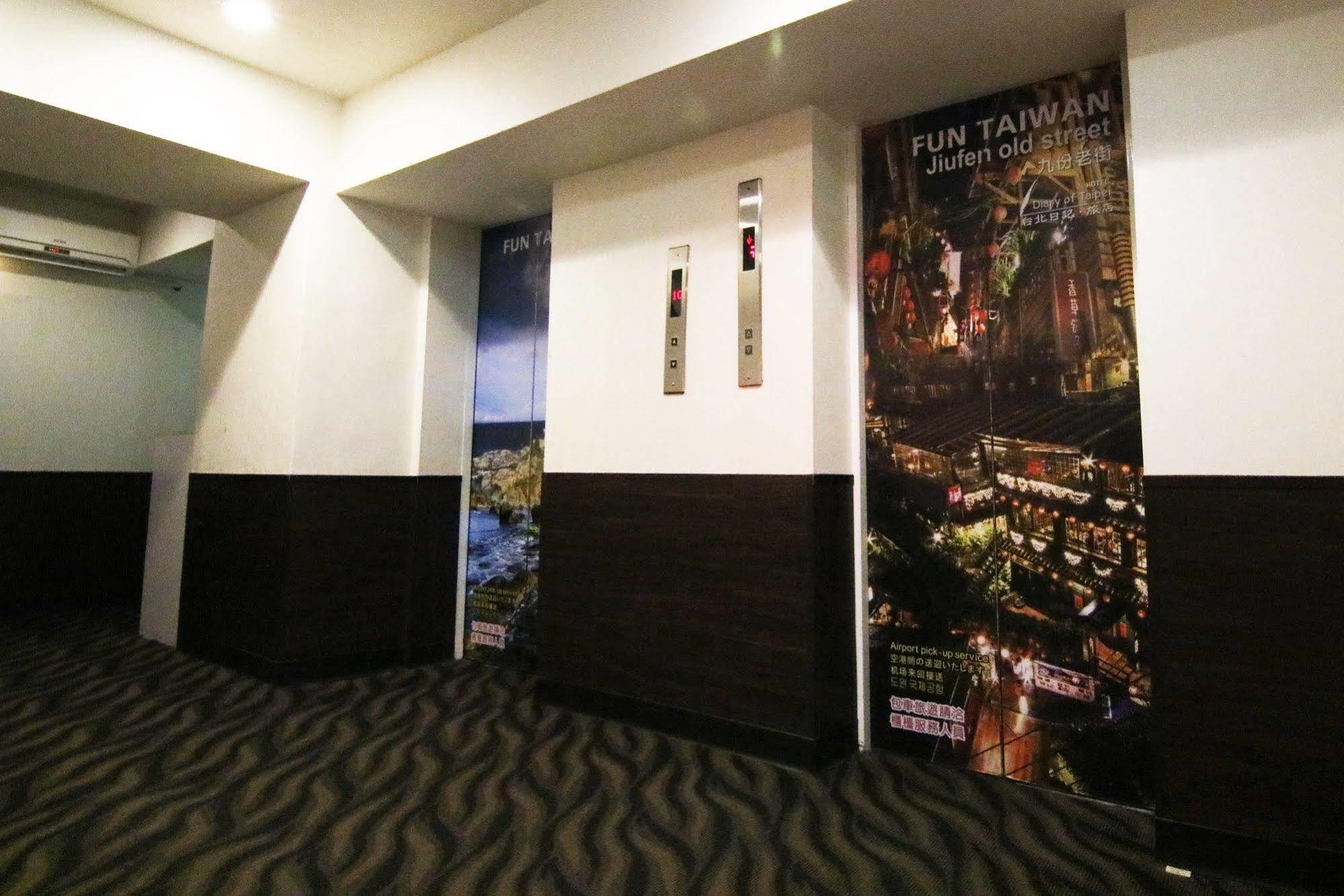 Hotel 6 - Ximen Taipei Esterno foto